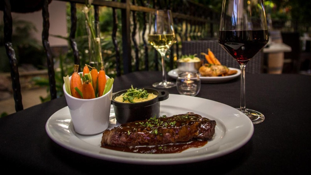 Concord Plaza Hotel Main image